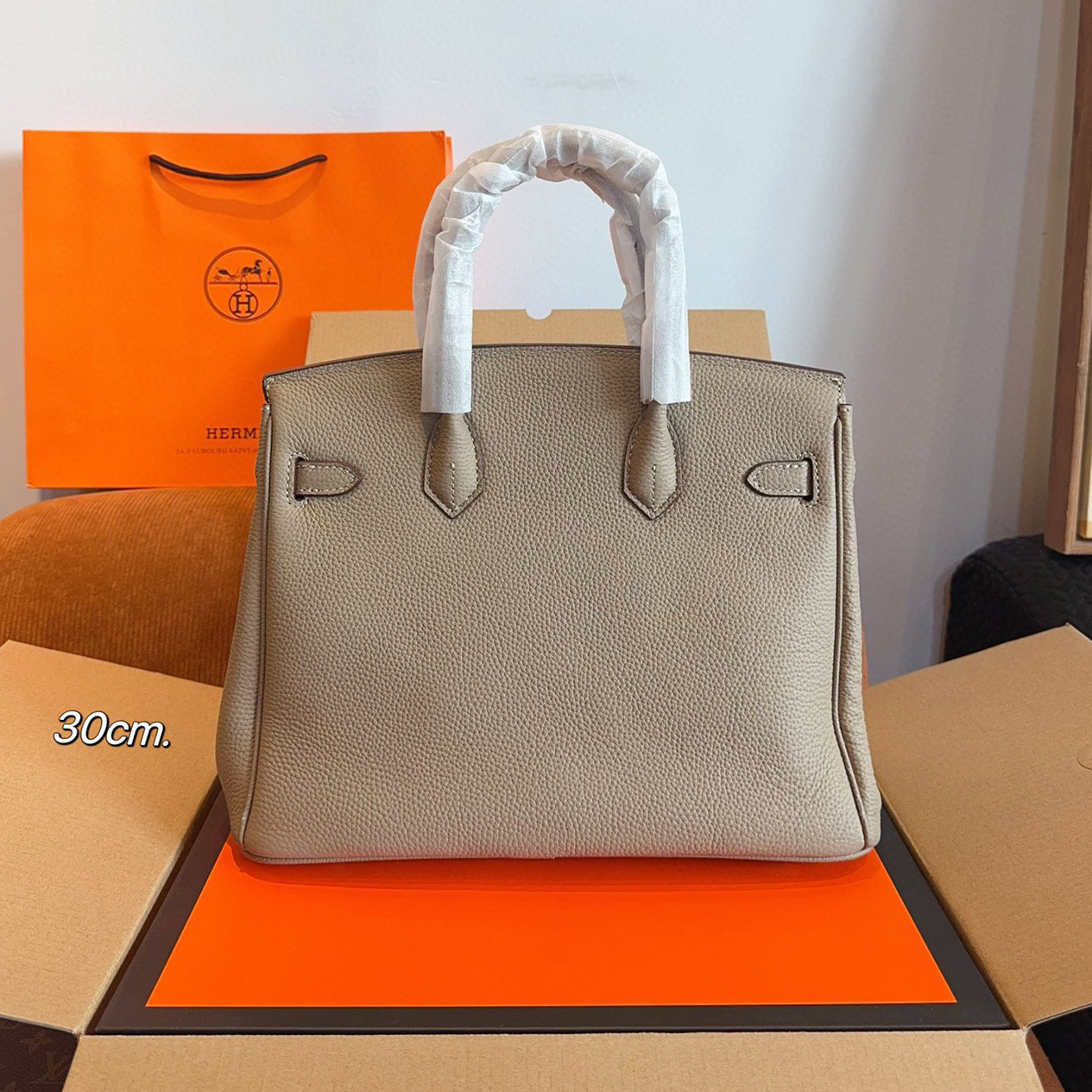 *Birkin 30 Bag