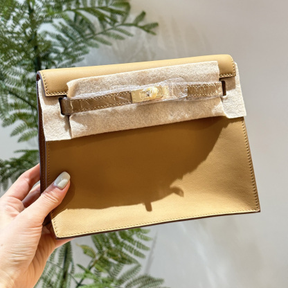 Kelly 22 Bag
