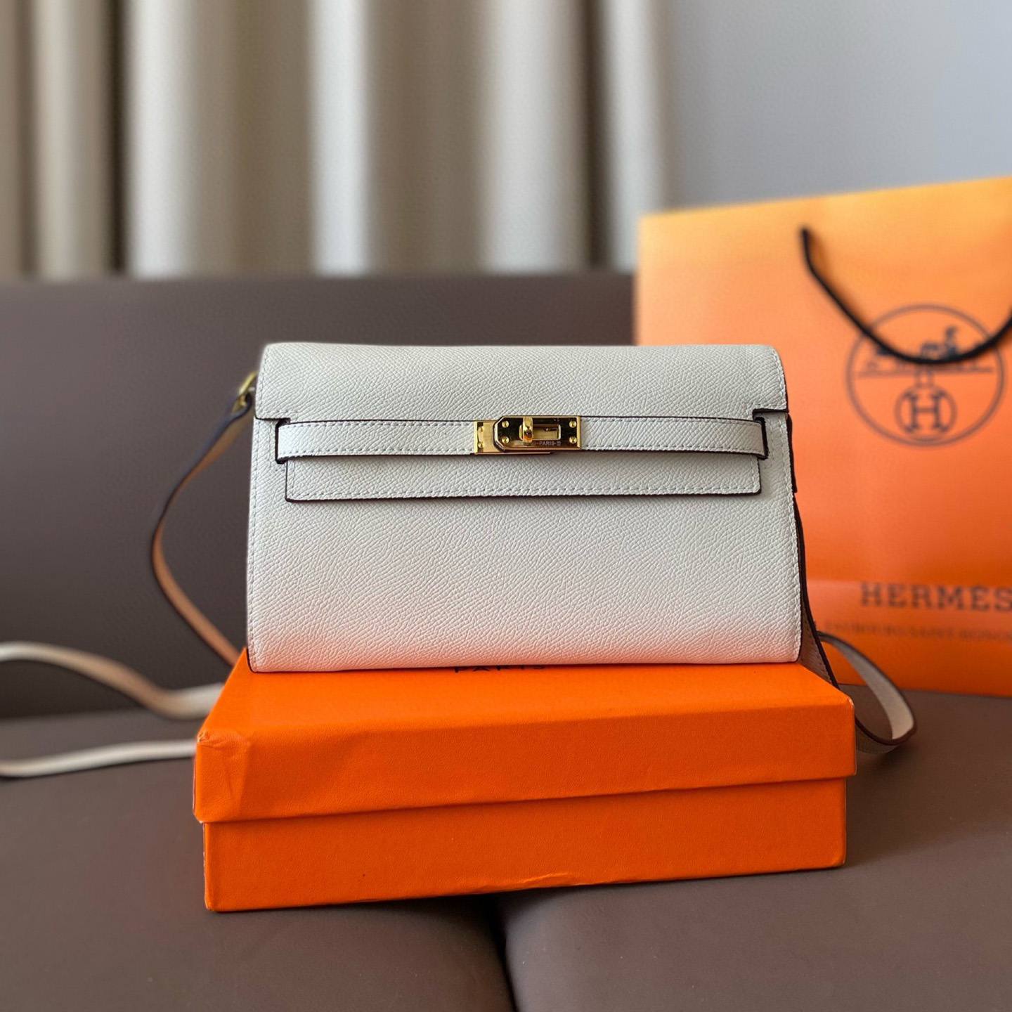 Epsom Kelly Wallet*