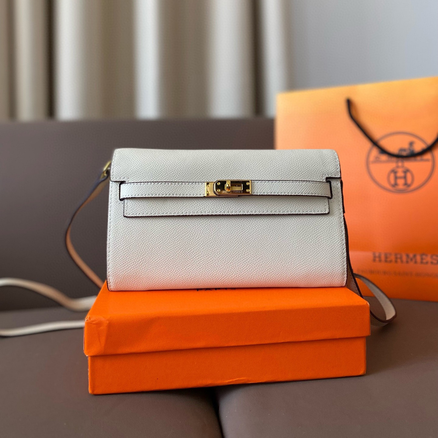 Epsom Kelly Wallet*