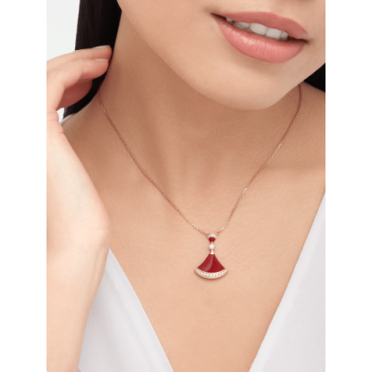 DIVAS DREAM NECKLACE