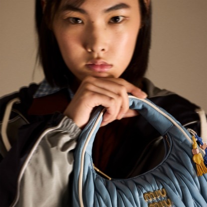 Wander matelassé nappa leather bag
