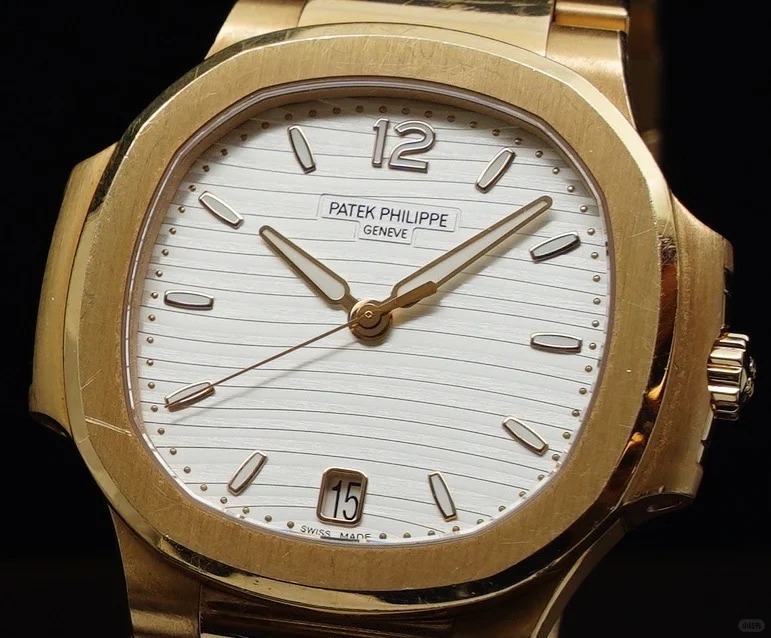 Nautilus 7118/1R-001