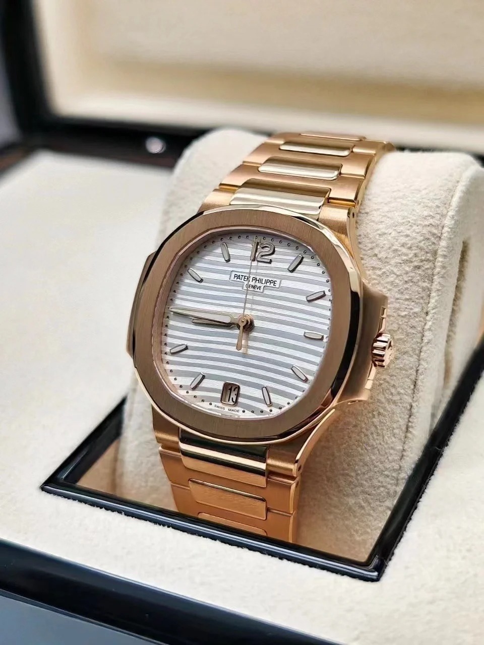 Nautilus 7118/1R-001