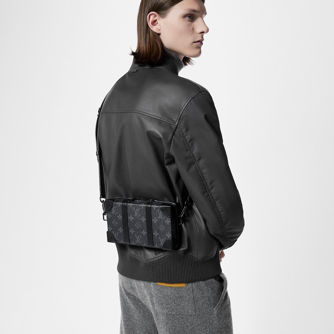 Soft Trunk Wallet M69838