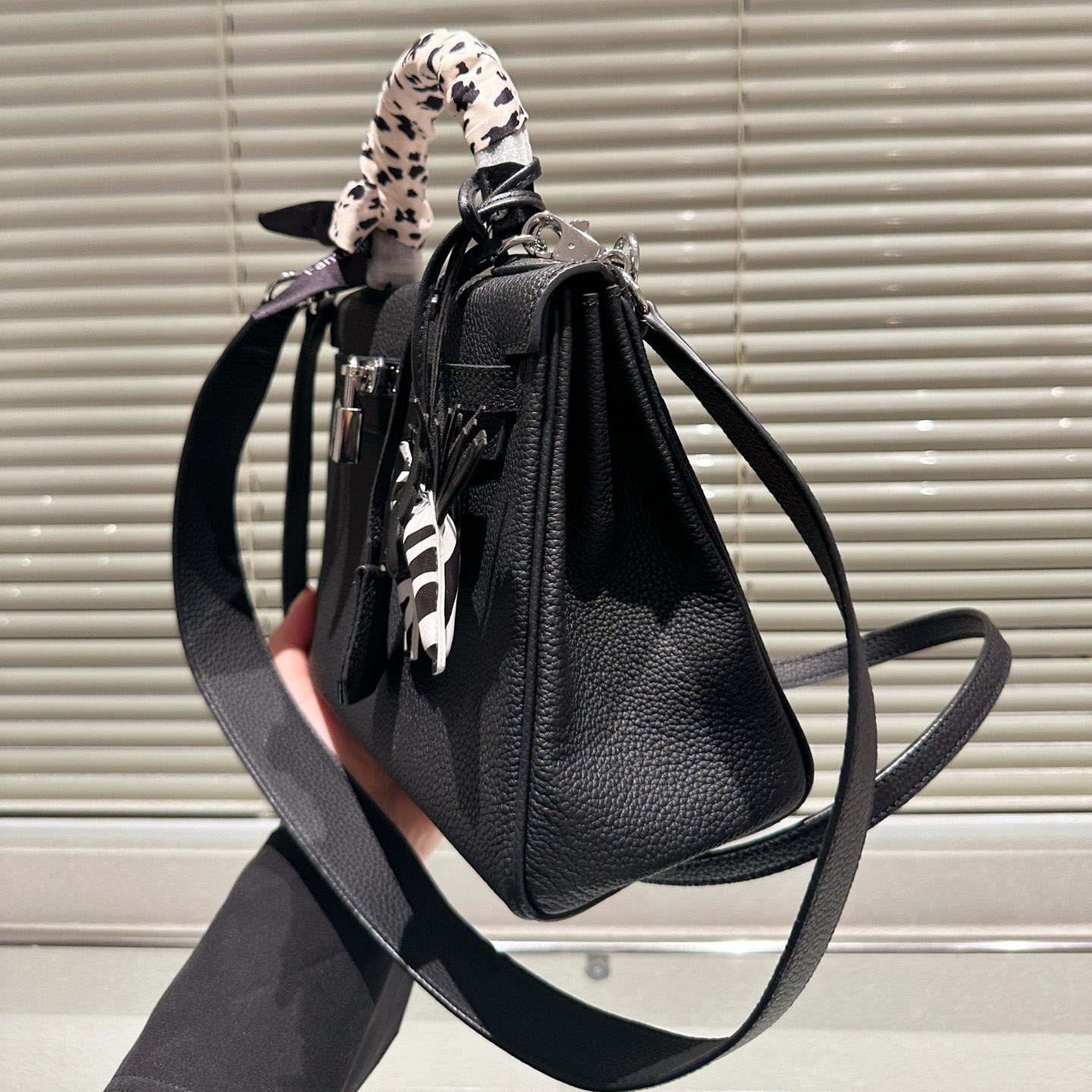 Kelly 25 Bag   Z1