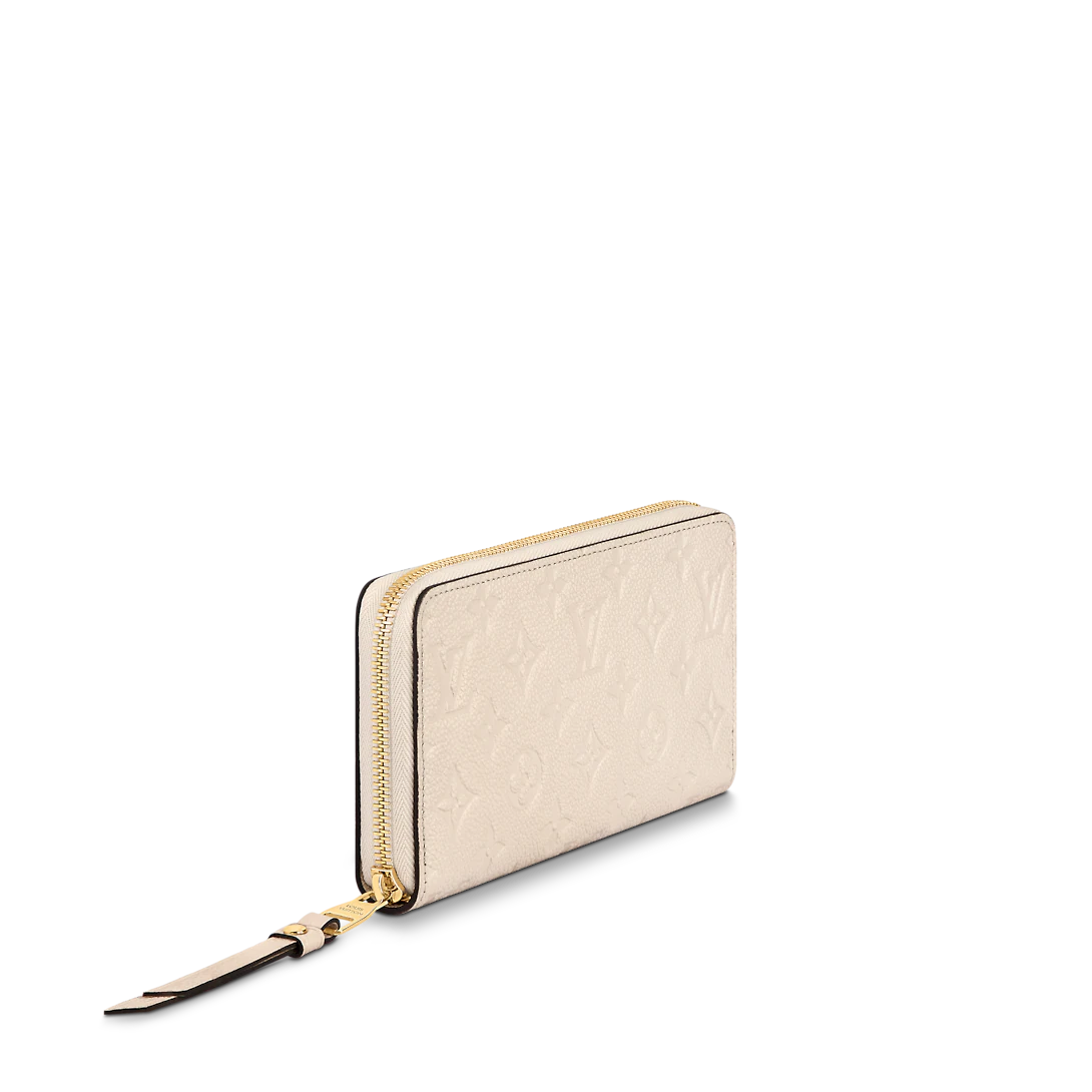 M82212 Zippy Wallet