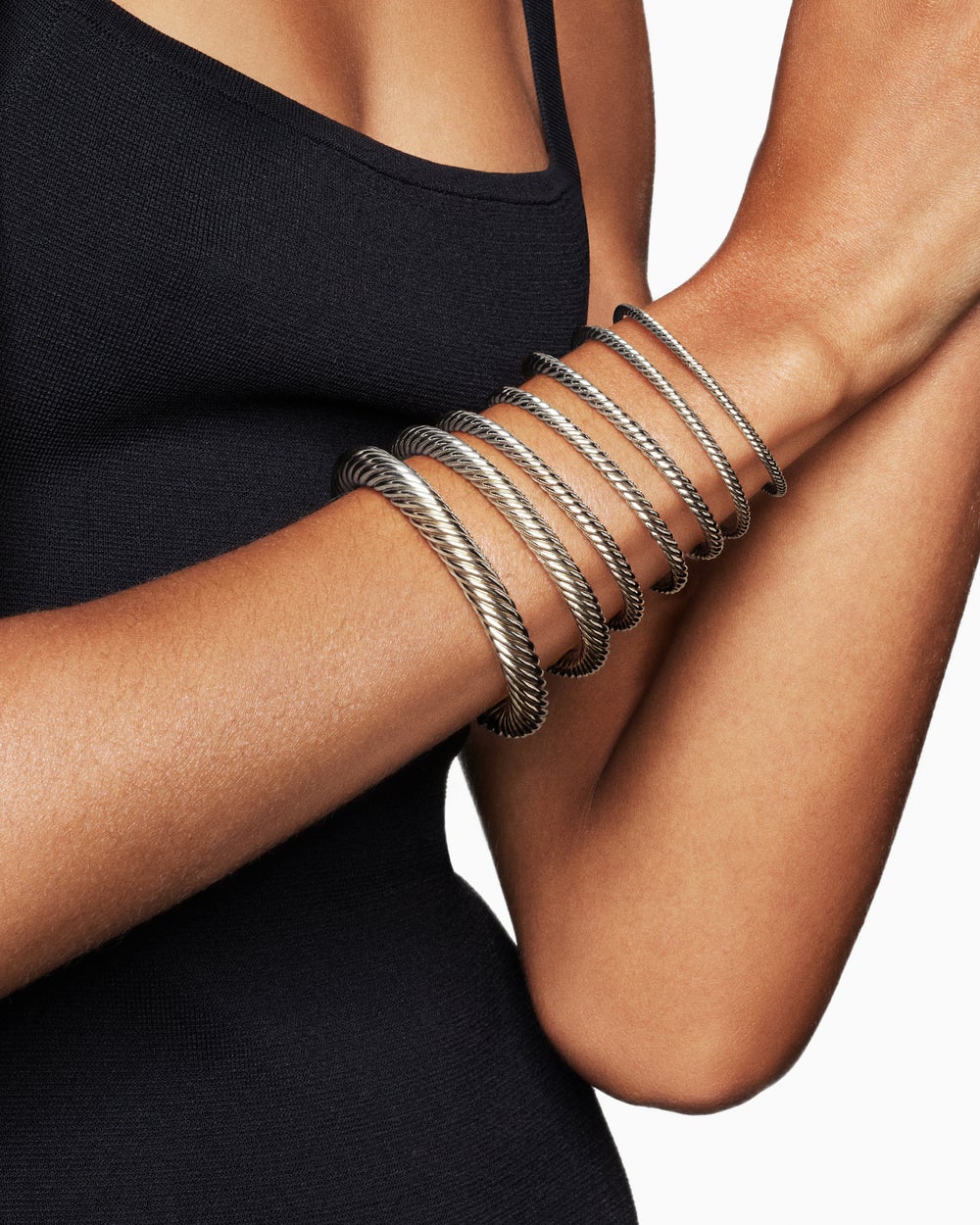 Classic Cable Heart Station Bracelet Sterling Silver with Pav茅 Diamonds, 3mm