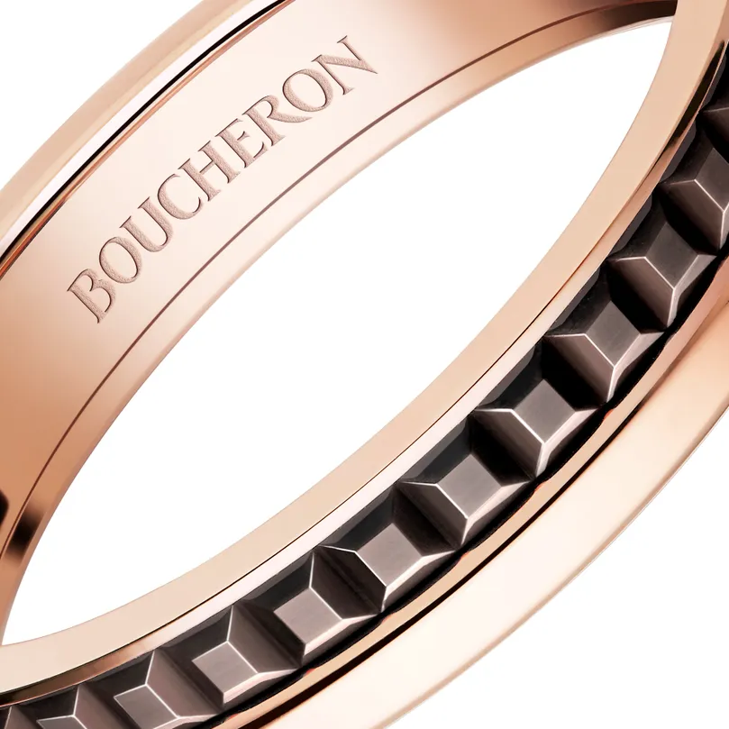QUATRE CLASSIQUE WEDDING BAND