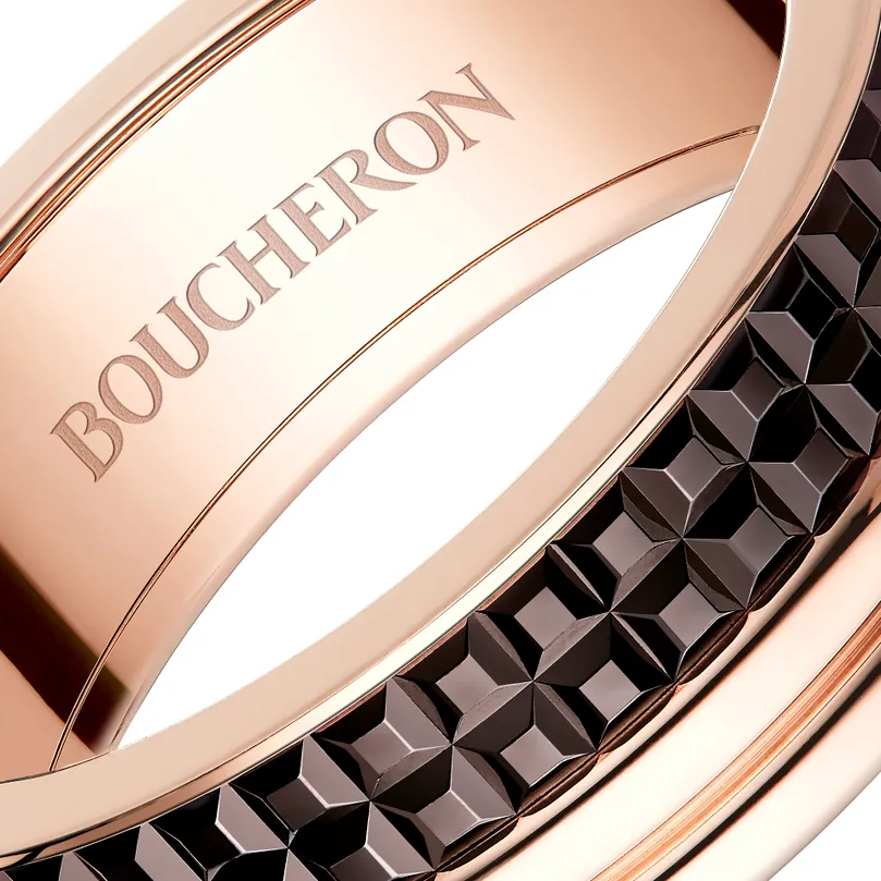QUATRE CLASSIQUE WEDDING BAND, LARGE MODEL