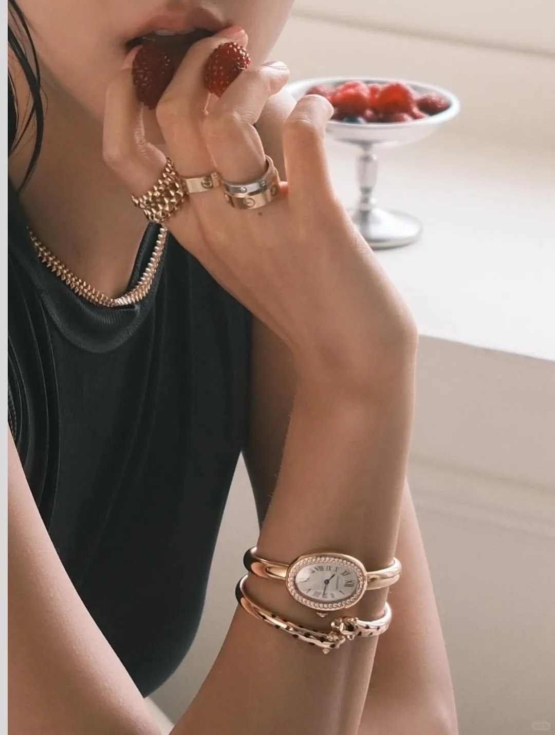 BAIGNOIRE WATCH, Small Model With 42 Diamonds, Rose Gold, Size 15 - 17