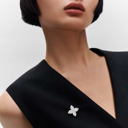 Star Blossom Transformable Pendant, White Gold And Diamonds