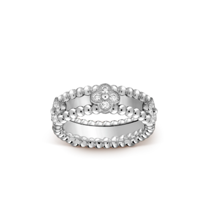 Perlee sweet clovers ring