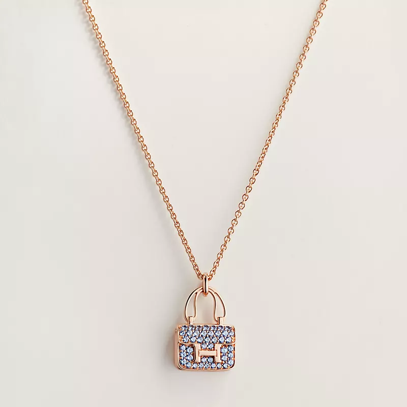 Amulettes Constance pendant