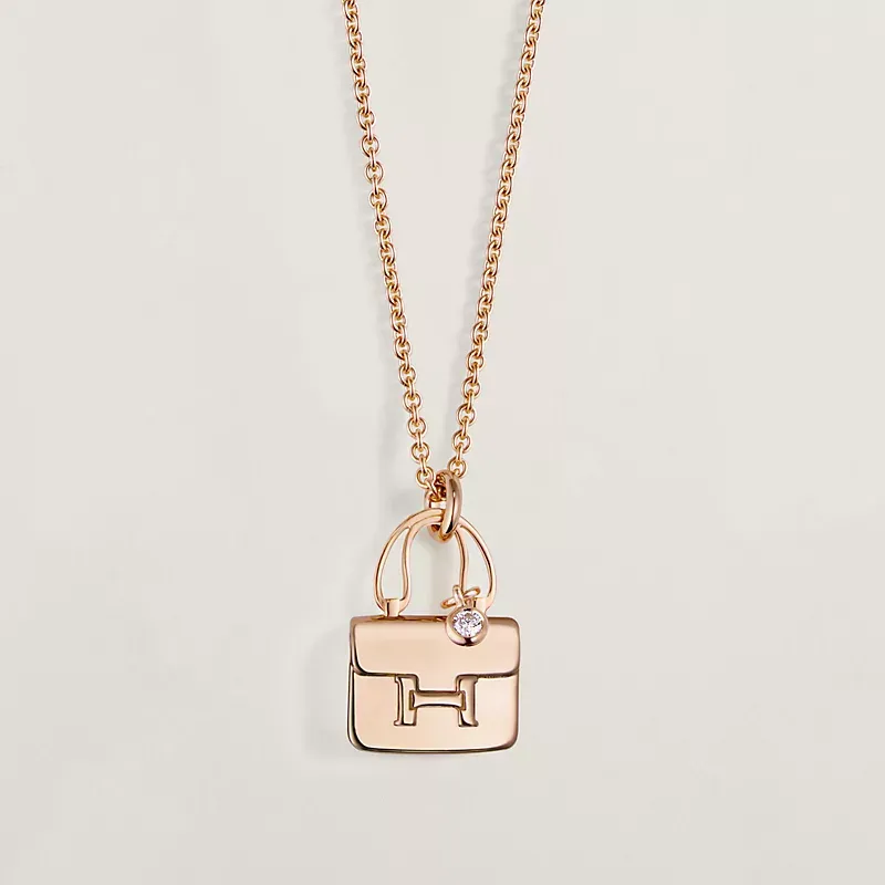 Amulettes Constance pendant
