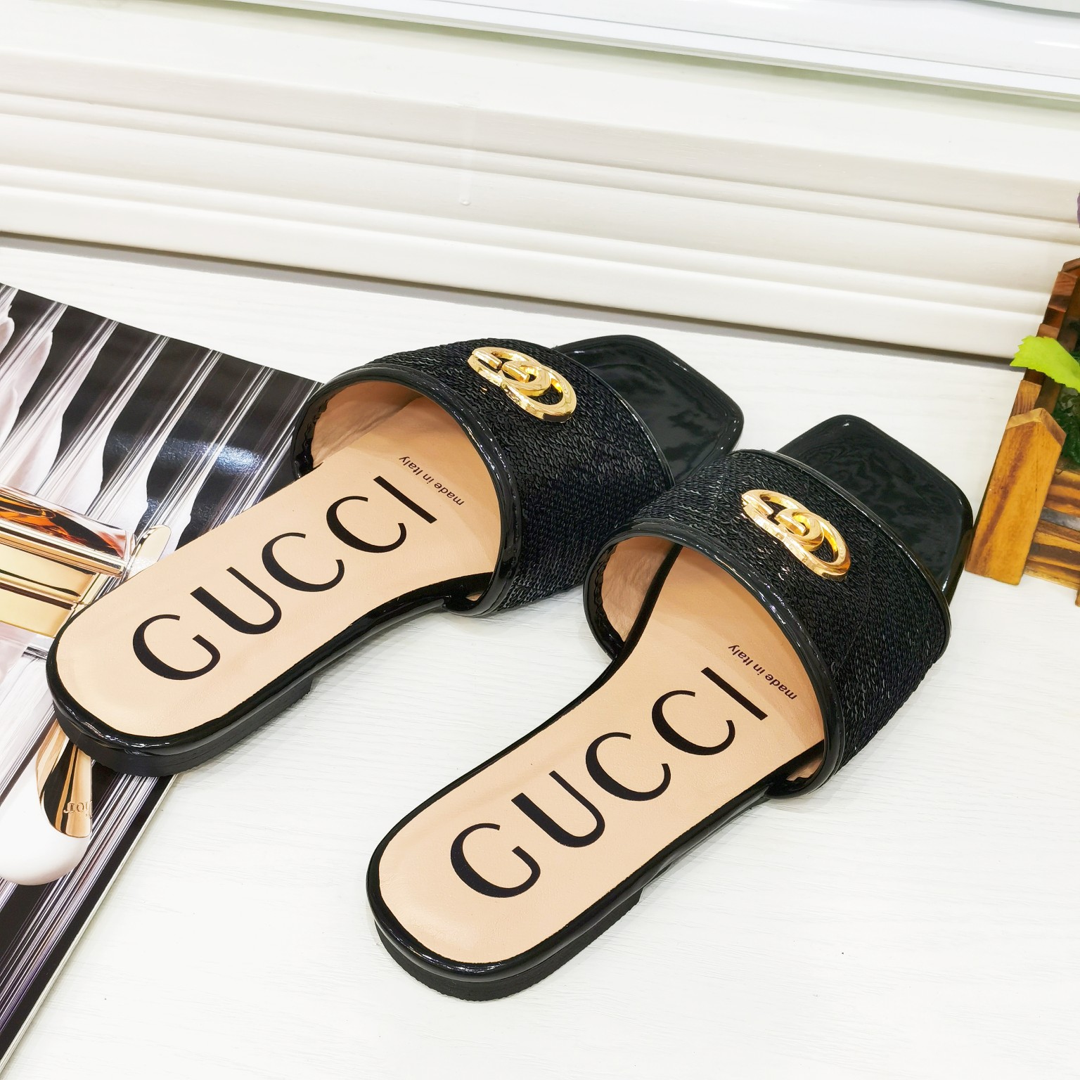 WOMEN'S SLIDE WITH DOUBLE G
