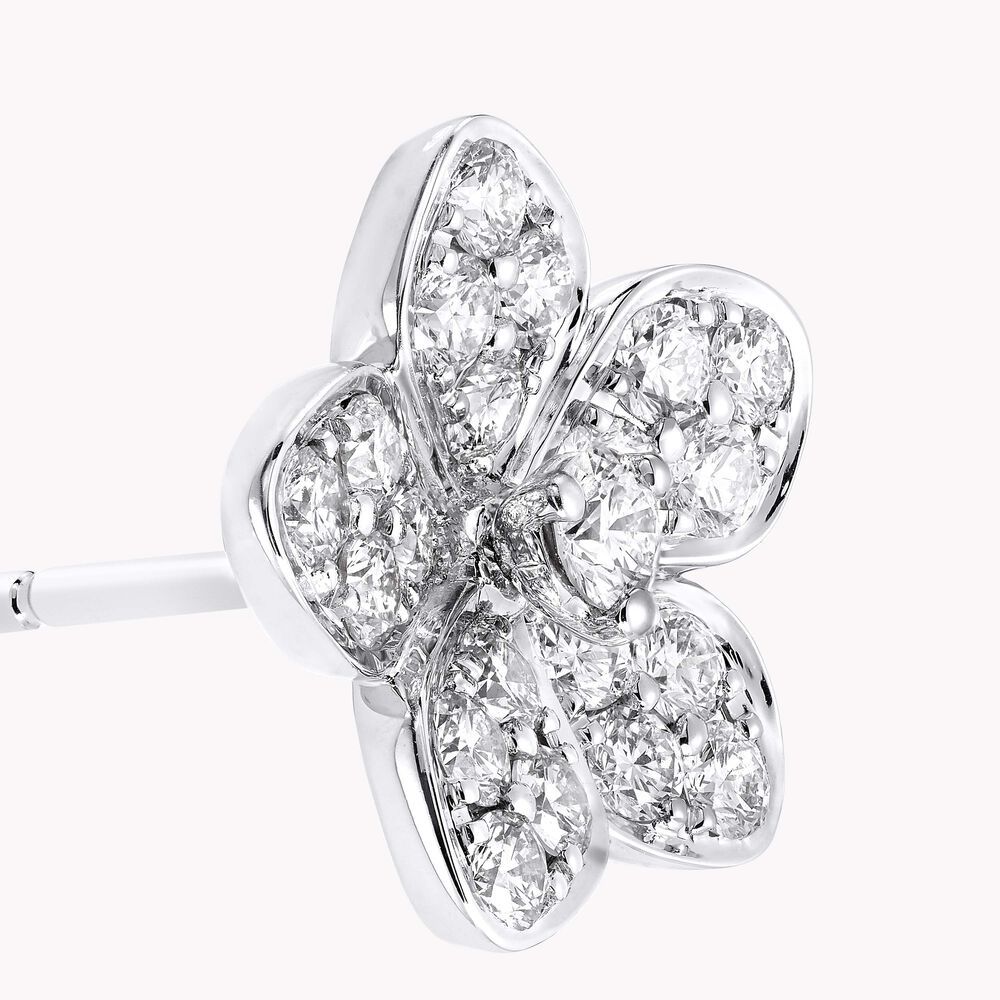 Wild Flower Pavé Diamond Stud Earrings WHITE GOLD