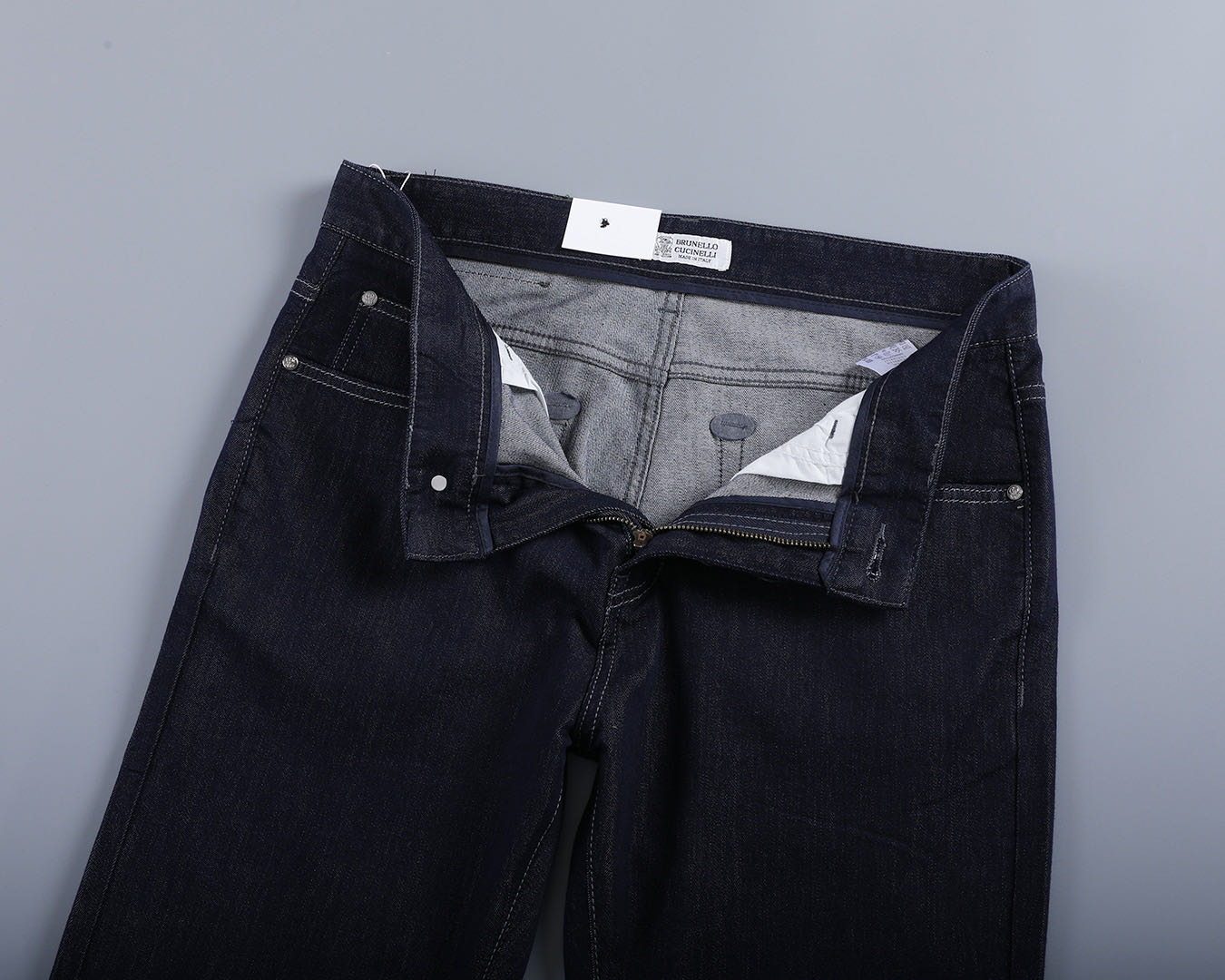 アルマーニ 春夏新作 ビジネスジーンズ