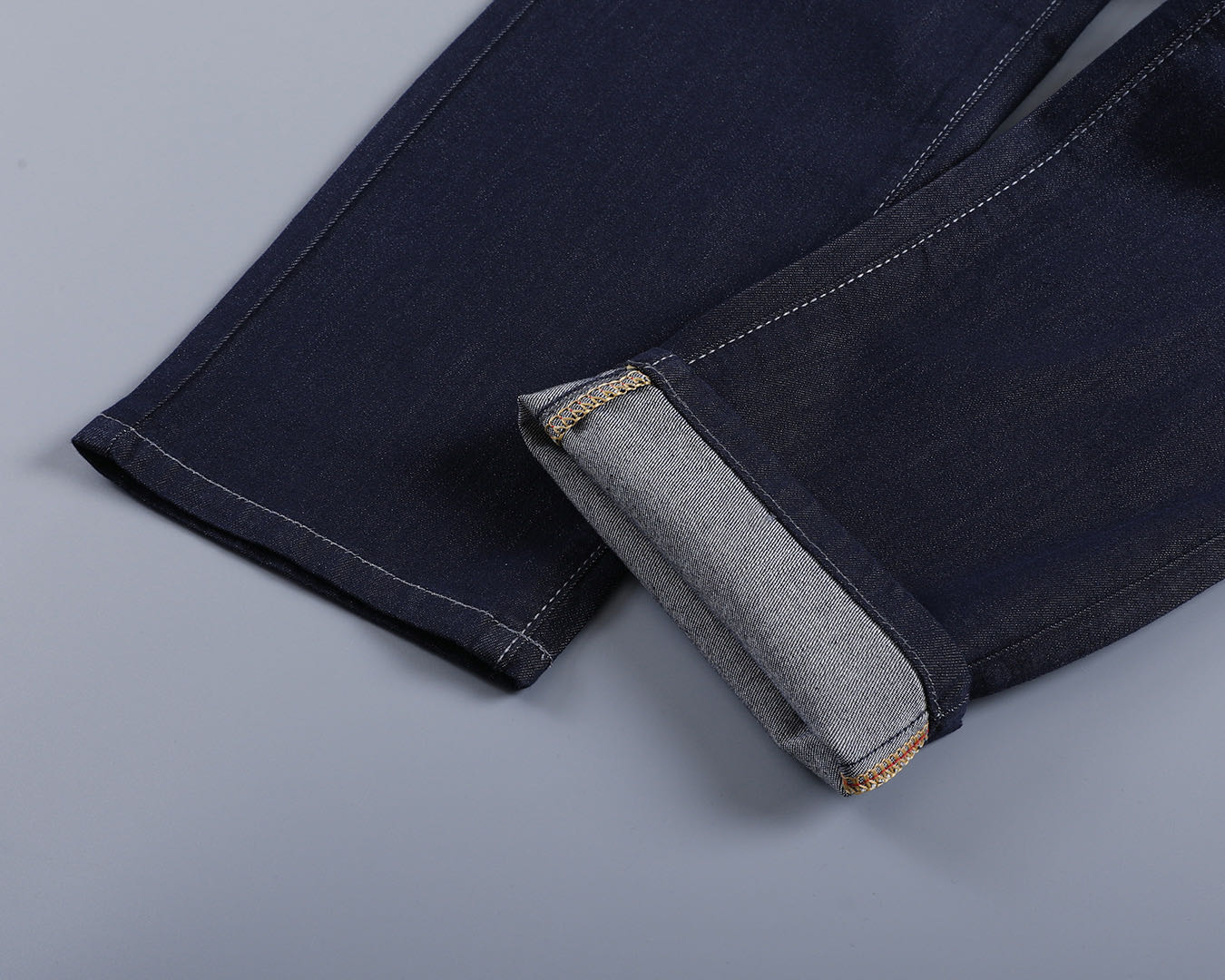 アルマーニ 春夏新作 ビジネスジーンズ