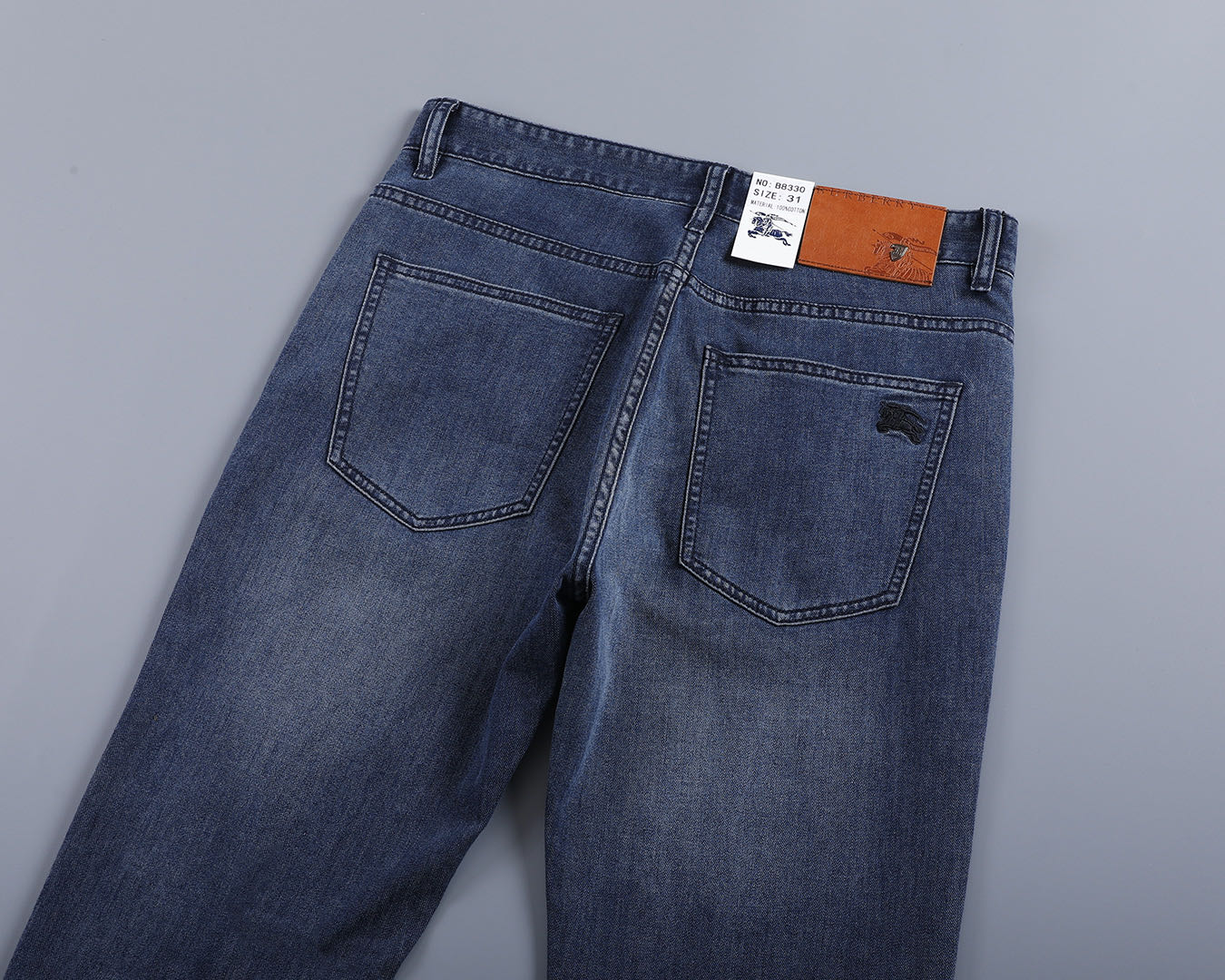 バーバリー 春夏新作 ビジネスジーンズ