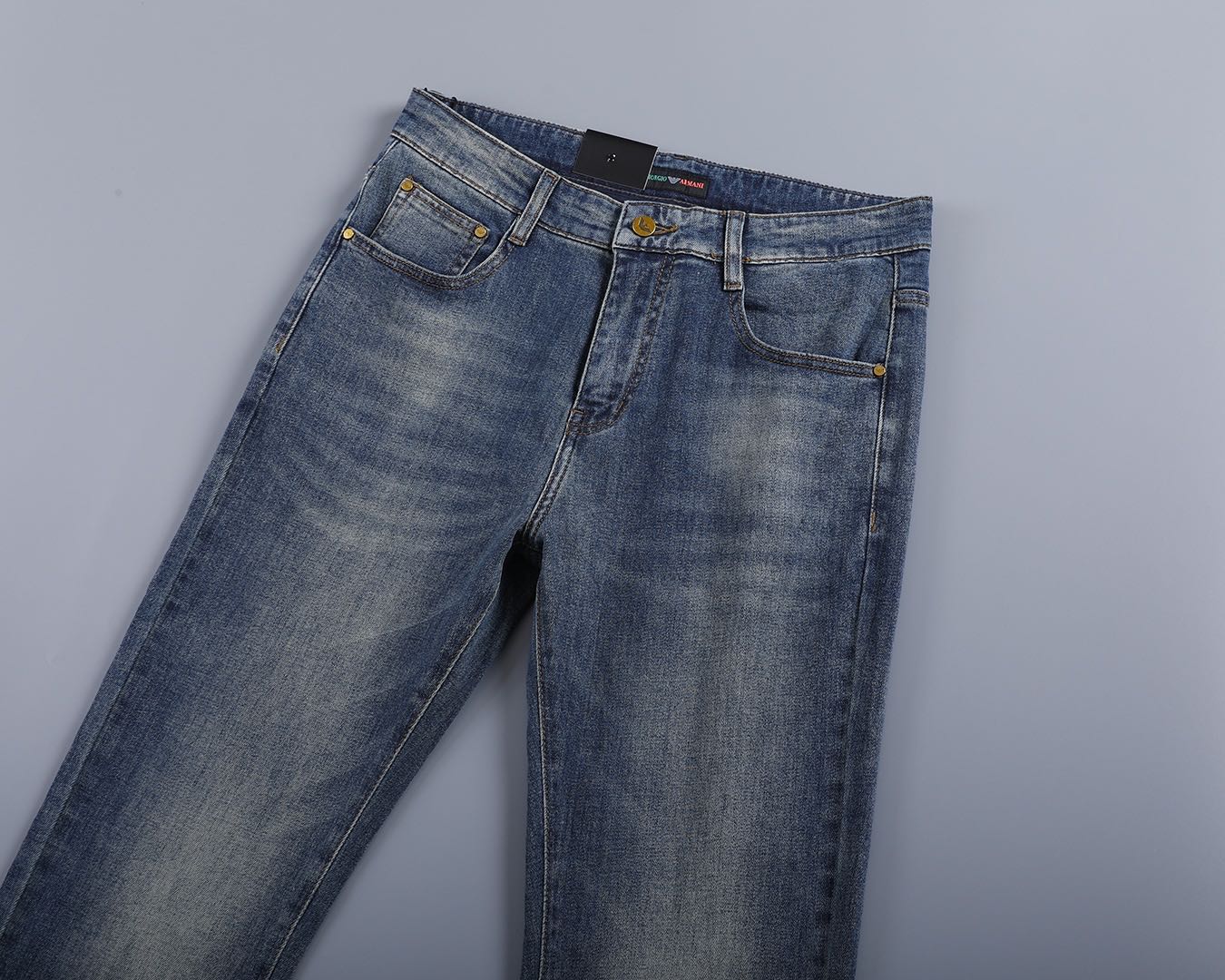 エンポリオアルマーニ 春夏新作 ビジネスジーンズ