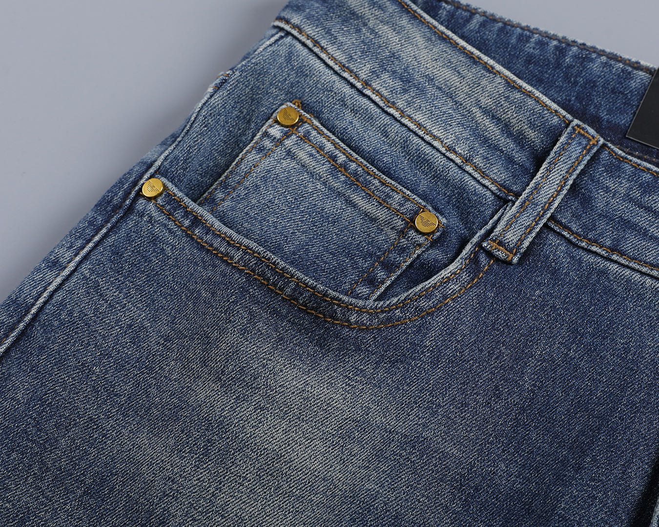 エンポリオアルマーニ 春夏新作 ビジネスジーンズ