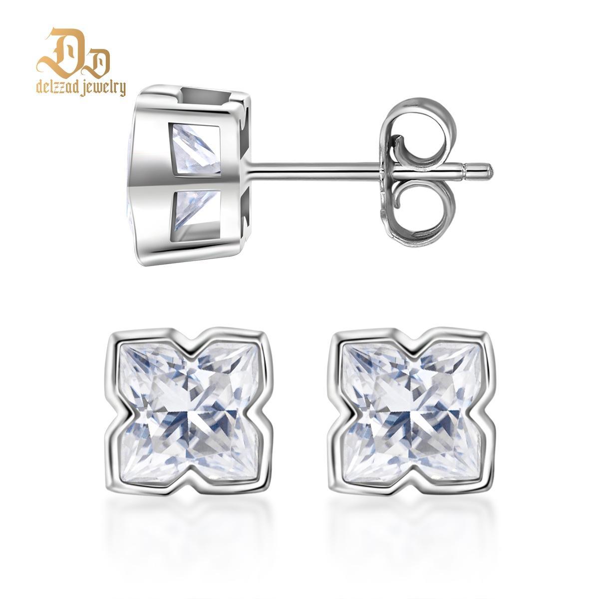 Delzzad S925 Shining Four-Leaf Earrings Lab-Created Moissanite Stud Ea