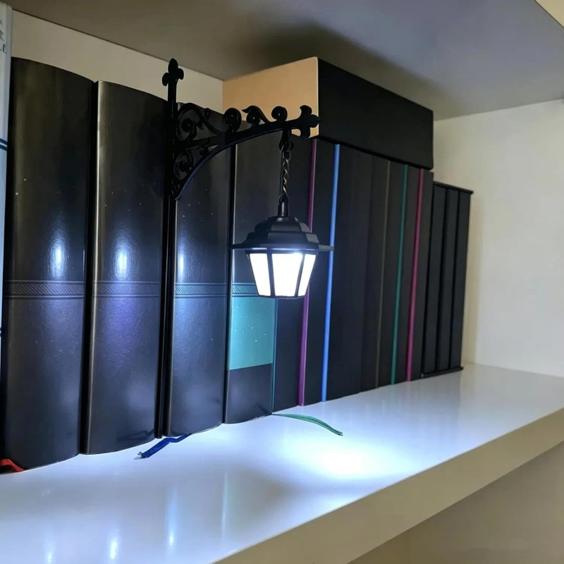 Library Lantern Decorative Bookshelf Lighting