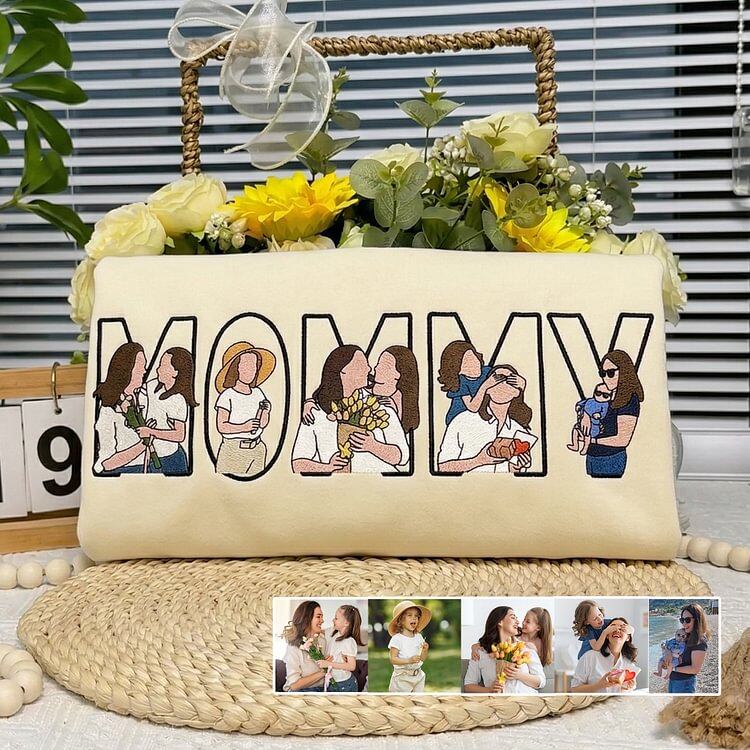 Custom Photo Portrait Embroidery Sweatshirt/Hoodie Gift For Mom/Mama/Family