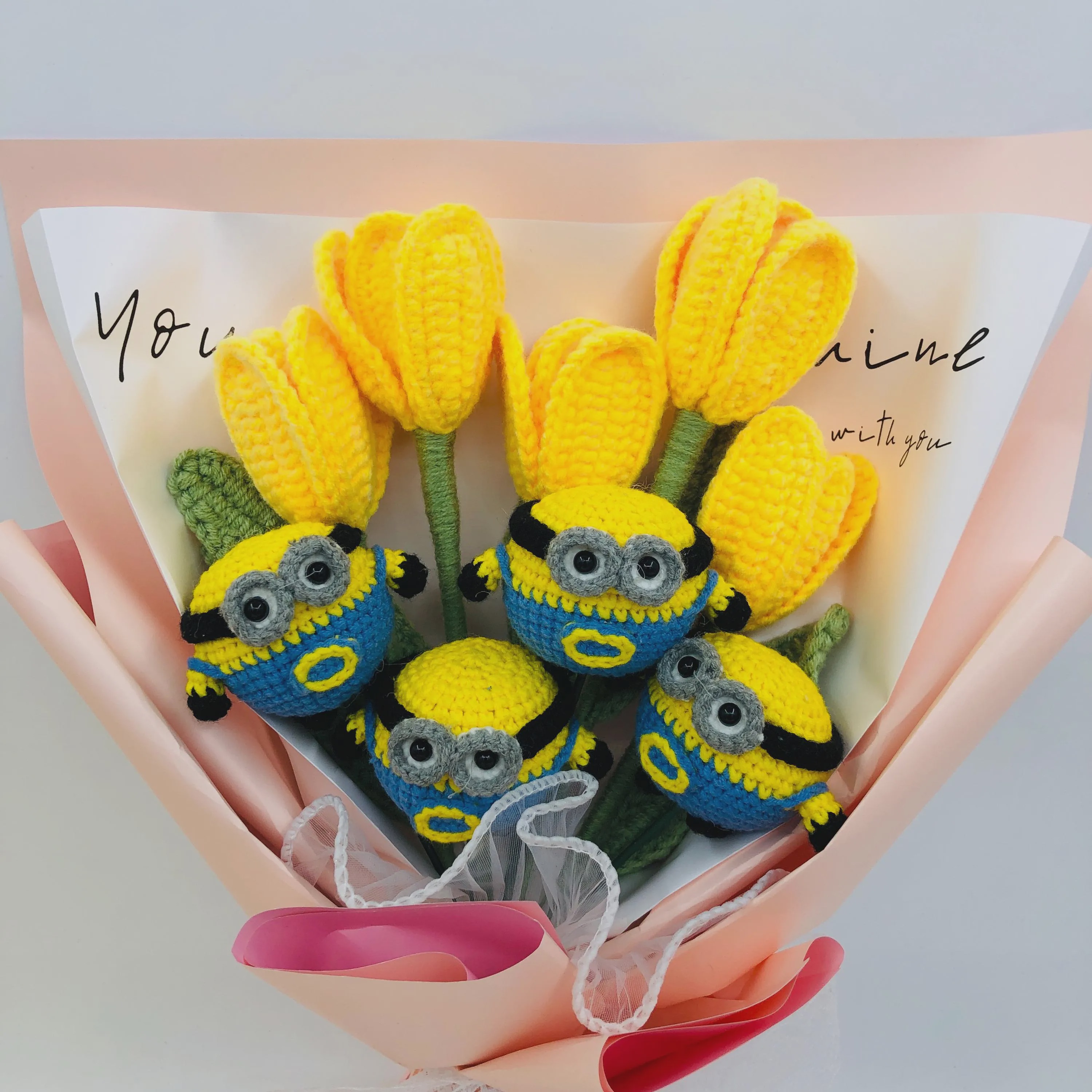 Handmade Crochet Flower Bouquet with Cute Knitted Plush Dolls – Unique Gift for Birthdays & Special Occasions