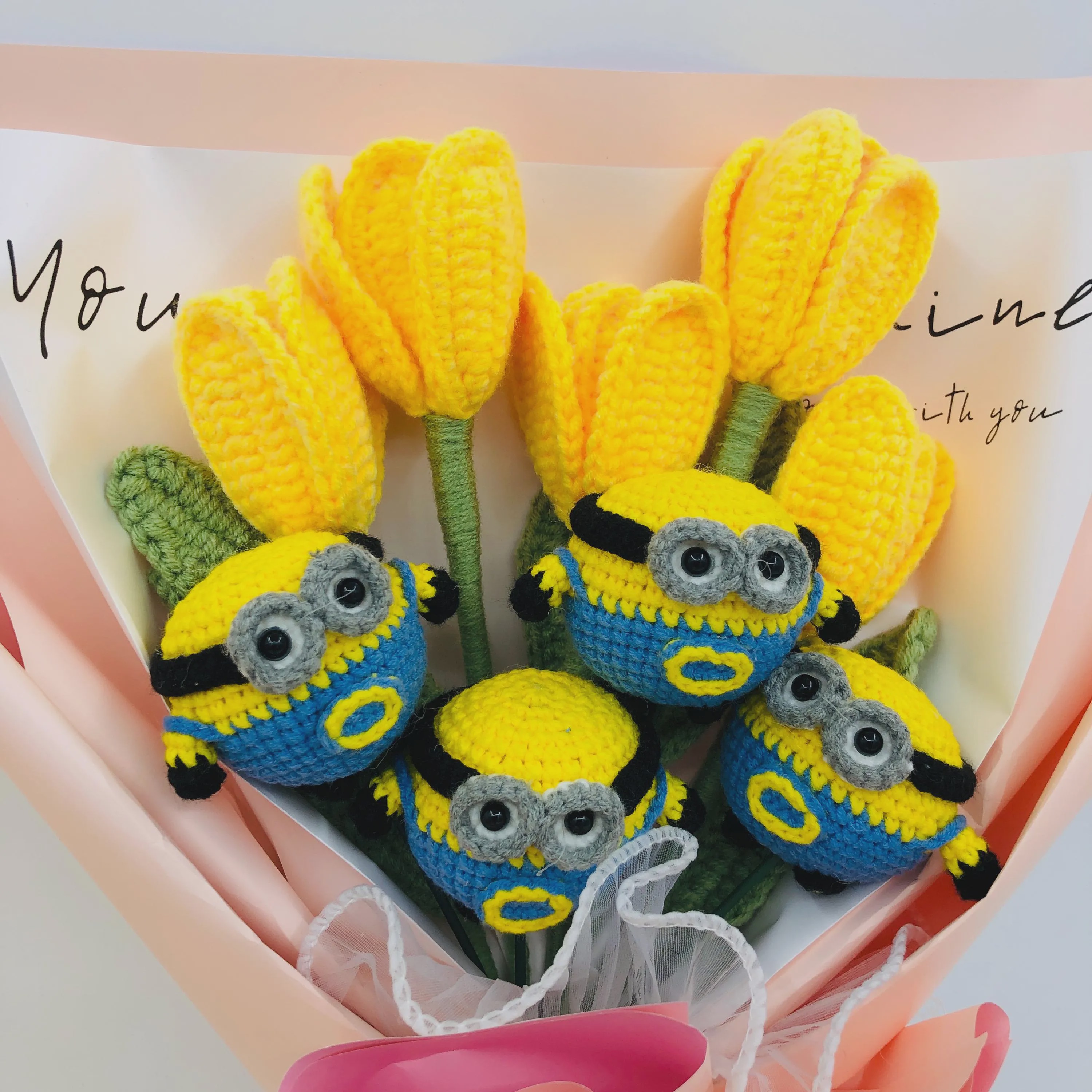 Handmade Crochet Flower Bouquet with Cute Knitted Plush Dolls – Unique Gift for Birthdays & Special Occasions