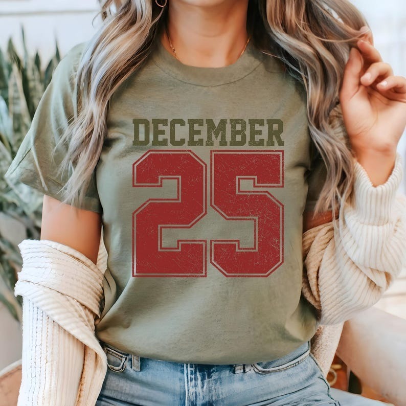 Retro Christmas Sweatshirt : December 25 Shirt, Festive Holiday Sweater