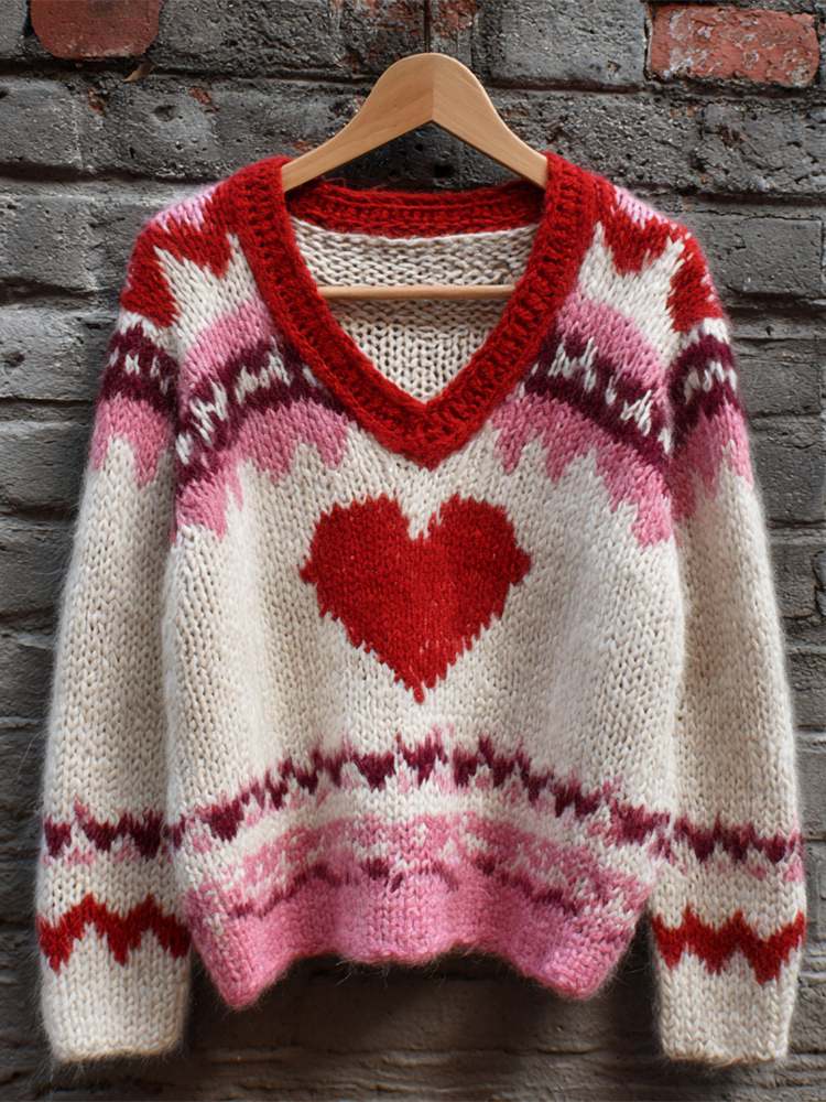 Love Geometric Pattern Women's V-neck Sweater