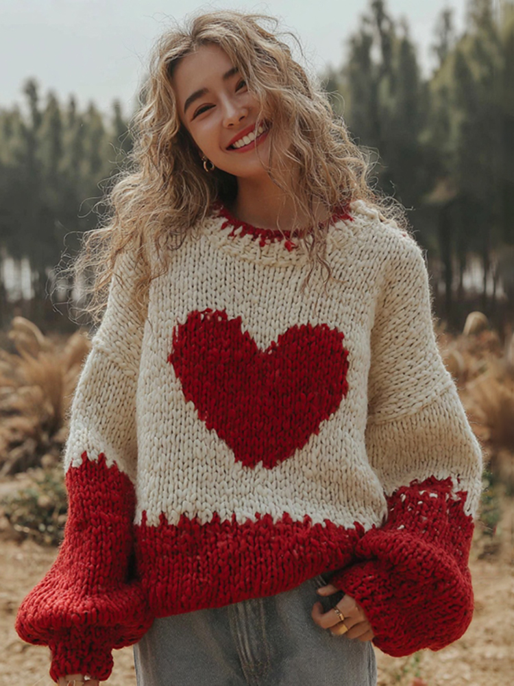 Women's Retro Valentine's Day Hearts Pattern Cozy Knit Sweater