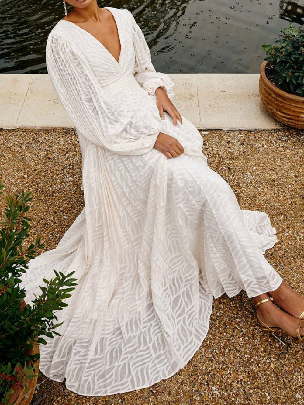 Lantern Long Sleeve V Neck Maxi Dress
