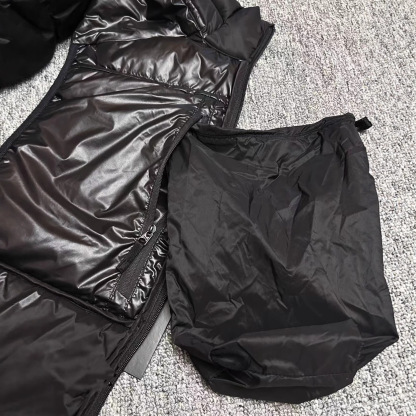 Solid color casual warm zipper stand collar goose down vest