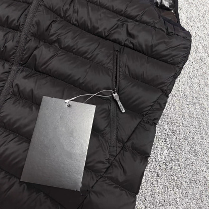 Solid color casual warm zipper stand collar goose down vest