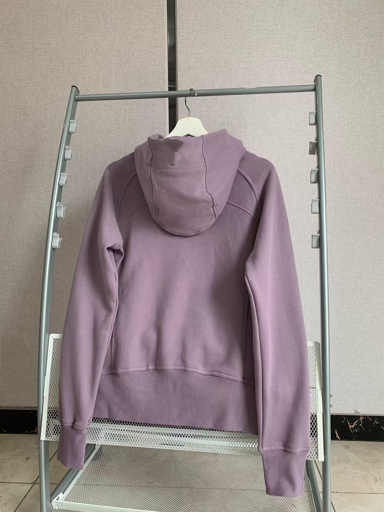 Women's Zipper Hoodie Sweatshirt - Trendy, Stylish, and Versatile