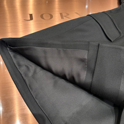 V-neck single-breasted shimmering fabric elegant dress