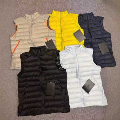 Solid color casual warm zipper stand collar goose down vest