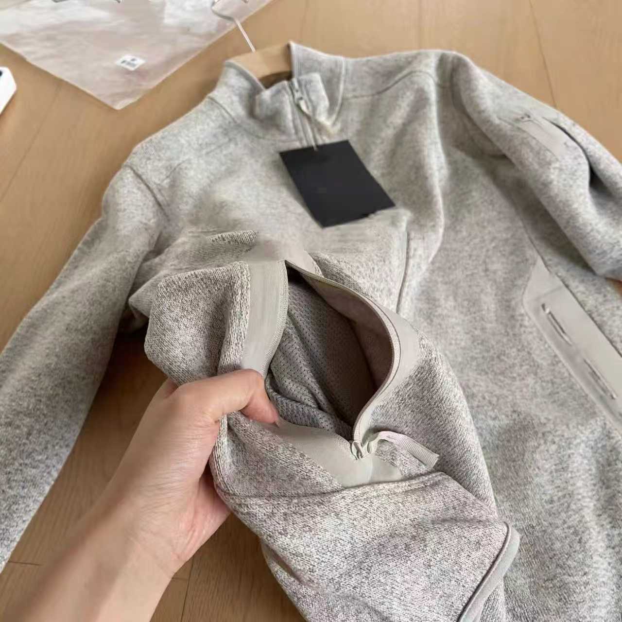 Windproof and warm thin fleece commuter jacket