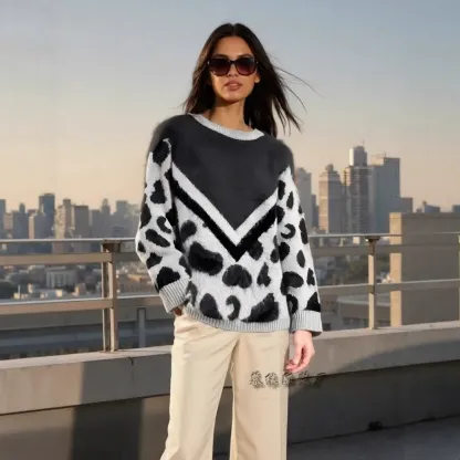 Plush printed knitted pullover crew neck leopard print sweater