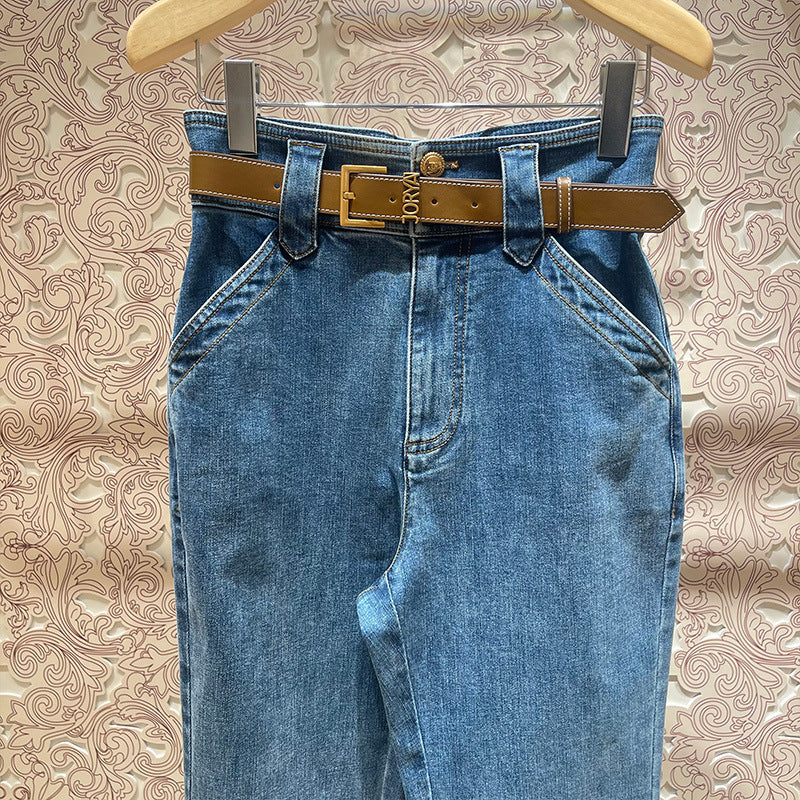 High-waisted, slim-fit flared jeans