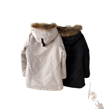 Women's Thickened Windproof and Waterproof Down Jacket