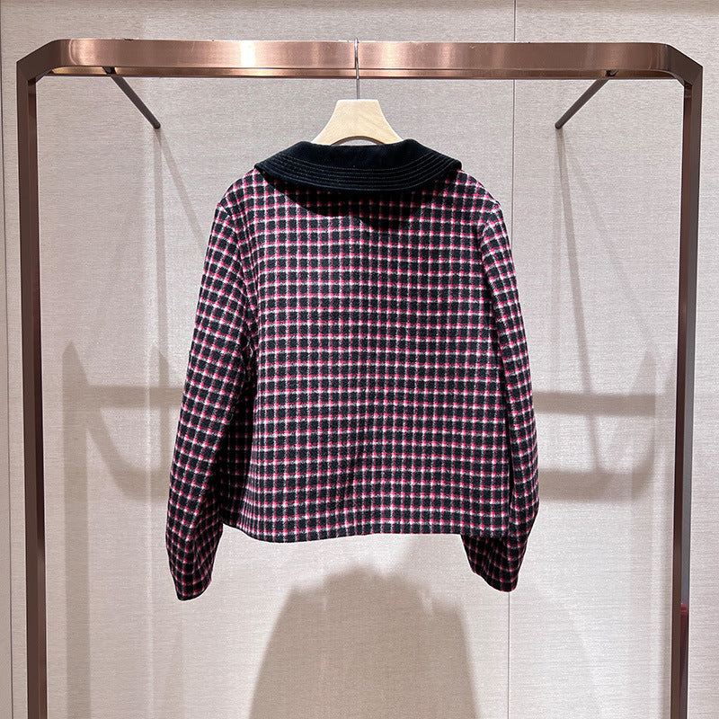 Single-breasted, pocketed, checked wool coat with lantern sleeves and velvet Peter Pan collar