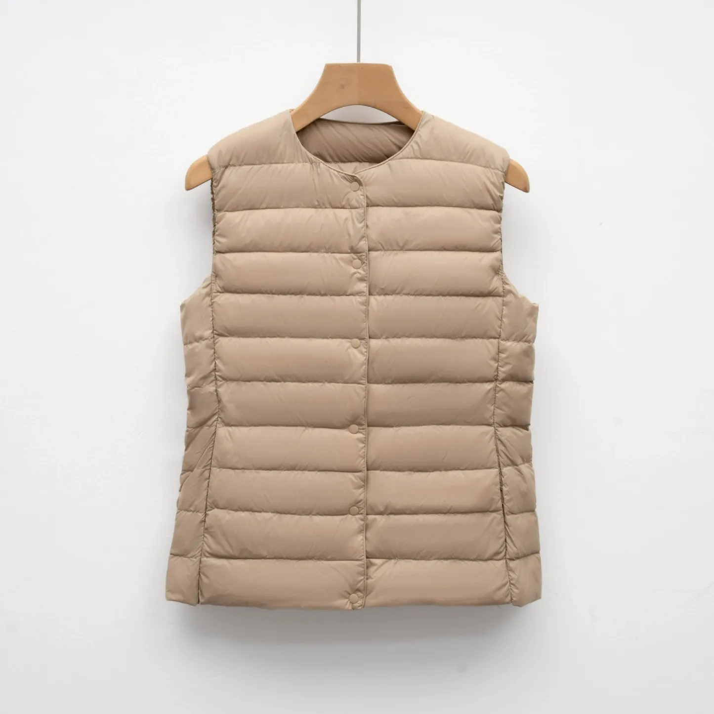 Lightweight down jacket for women, short, round neck