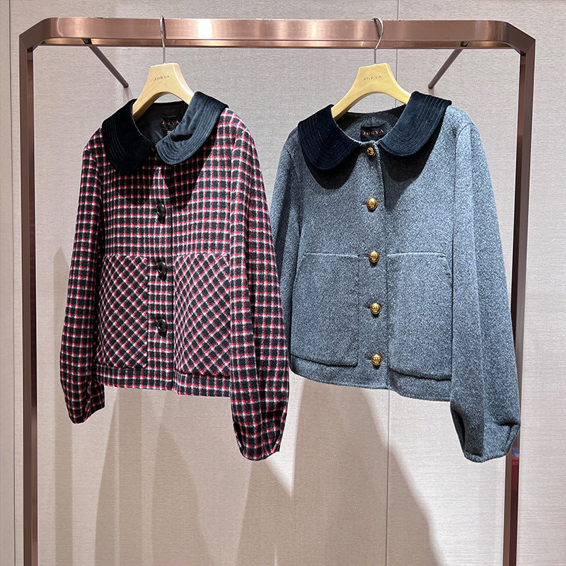 Single-breasted, pocketed, checked wool coat with lantern sleeves and velvet Peter Pan collar