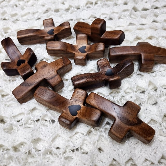 (🌲Early Christmas Sale- 49% OFF) ✝️100% Handmade Wooden Cross My Heart With A Keychain