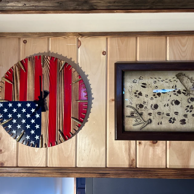 🔥Veteran Family-Handmade Honor US Flag Patriotic Clock(𝐀𝐥𝐚𝐧 𝐄𝐰𝐞𝐧 𝐇𝐚𝐧𝐝𝐦𝐚𝐝𝐞)