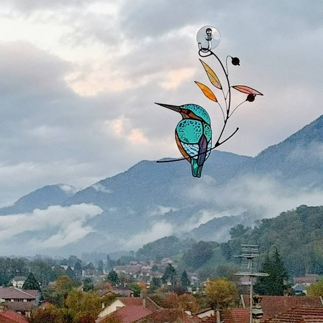 💕Handmade Stained Glass Kingfisher Hummingbird Suncatcher, Bird Window Hanging, Unique Home Decor, Gift for Mom